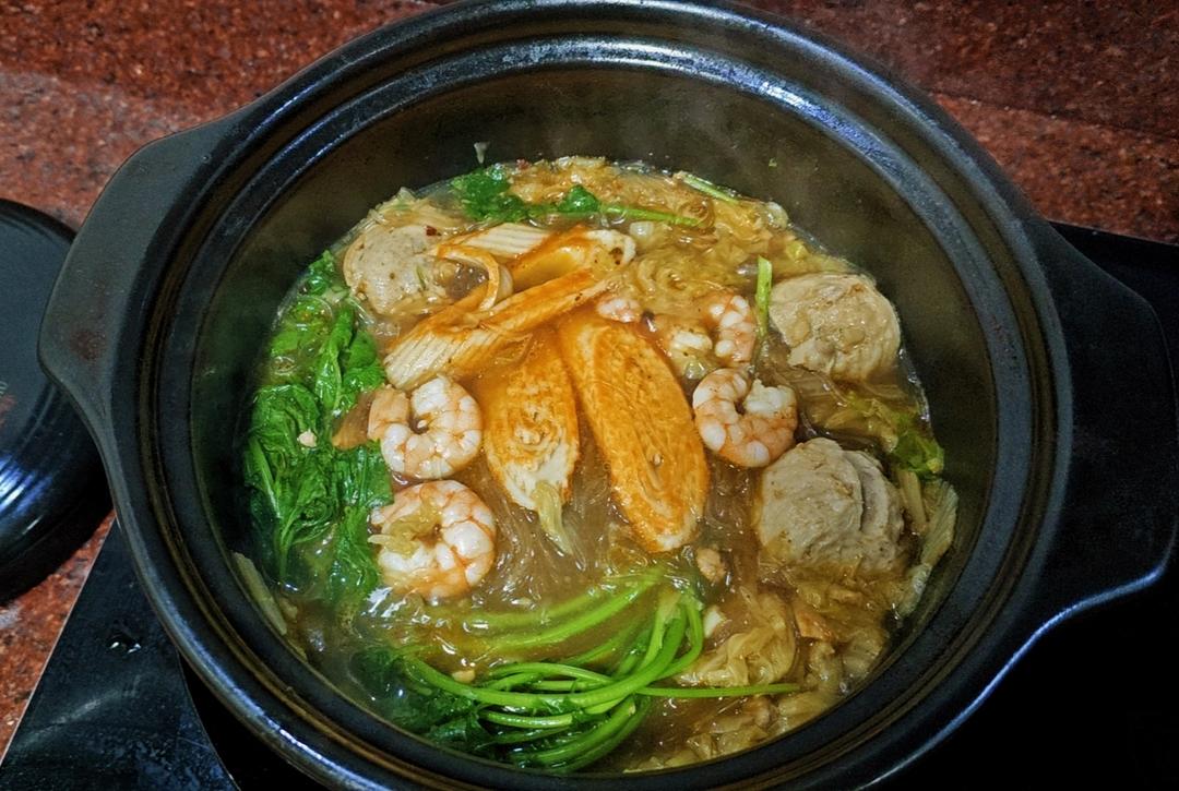 🔥🔥懒人一锅端系列—【百变火腿砂锅粉丝】
