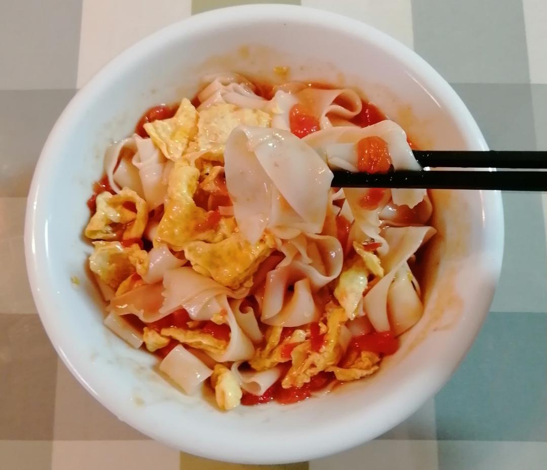 西红柿鸡蛋打卤面  <302小厨房>
