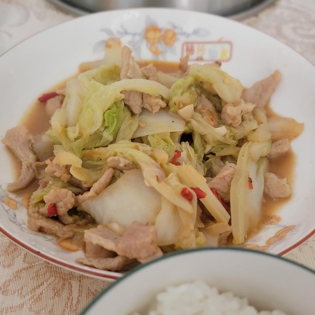 今日菜谱：猪肉白菜