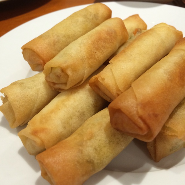 咿嗯的小厨房做的三鲜素春卷