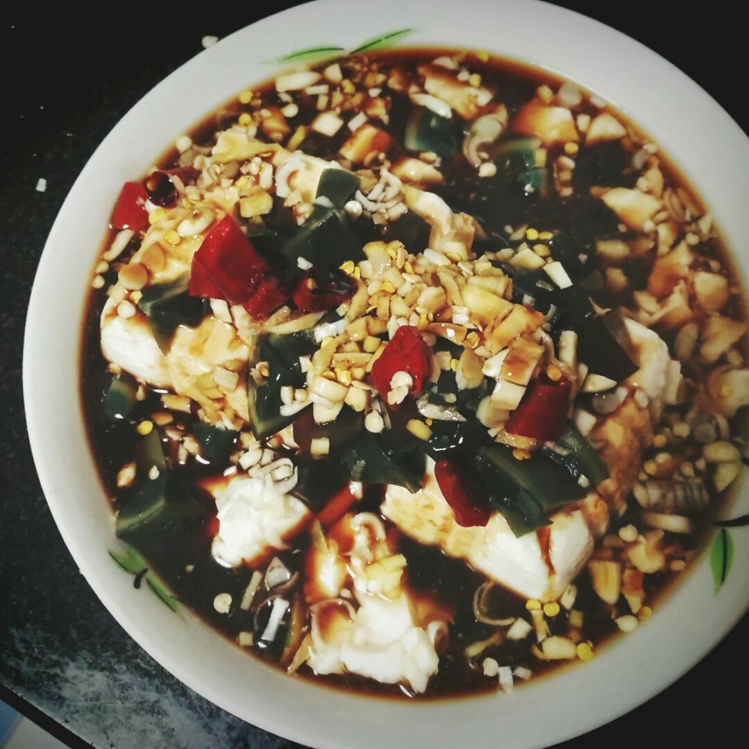 皮蛋豆腐