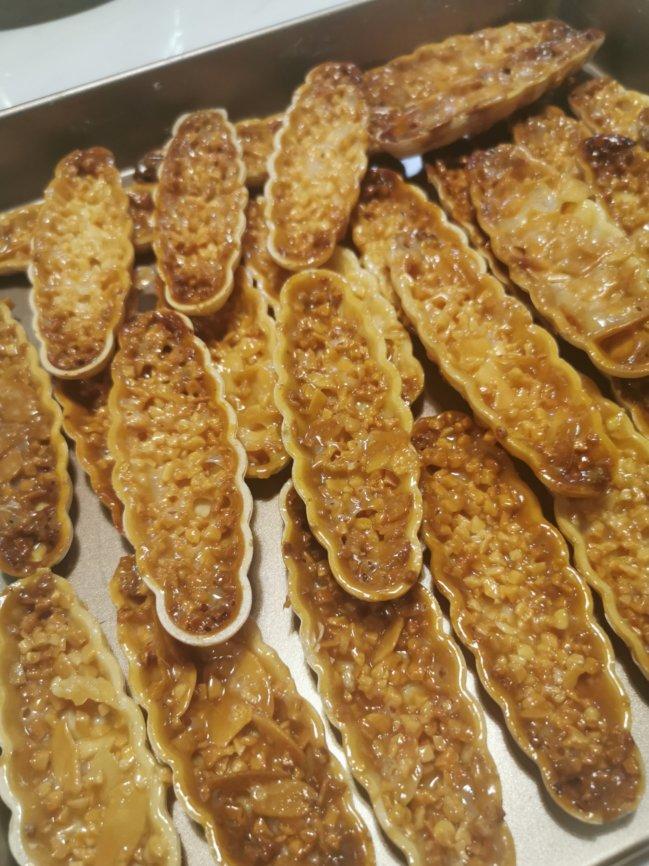 视频🚢一次搞定3种口味｜焦糖坚果糯米船｜不测温，不冷冻｜低糖｜简单｜0难度