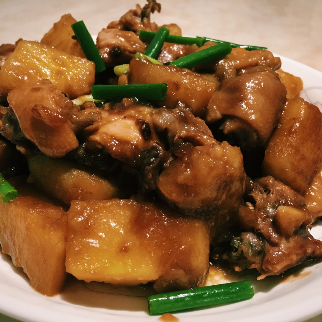 鲜香味浓土豆烧鸡（还是焖鸡？炒鸡？随便啦）