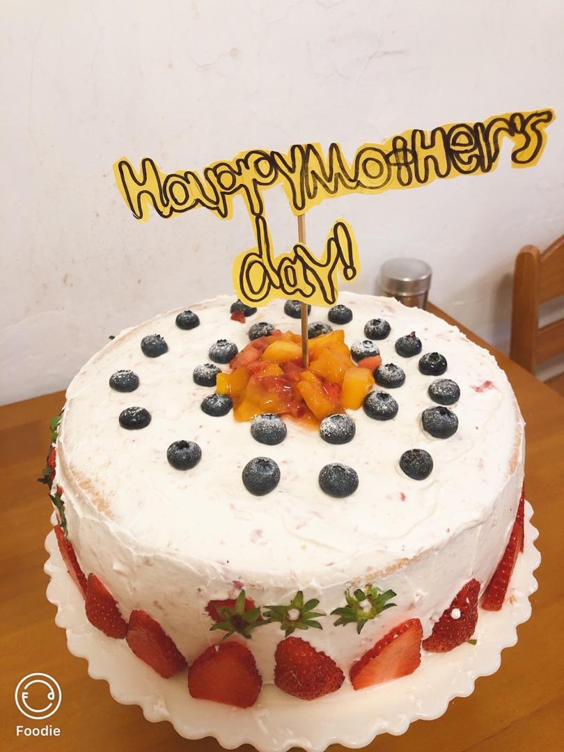 【视频】草莓奶油蛋糕～新手福音 戚风也可以不用分蛋啦