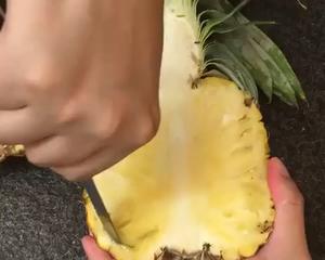 金猫咪食堂-椰香海鲜菠萝炒饭的做法 步骤5