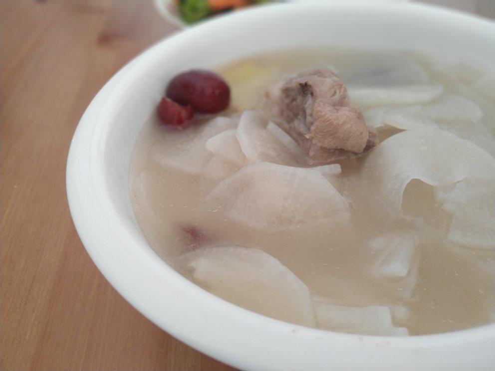 萝卜排骨汤