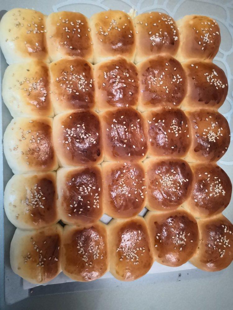 普通面粉做的柔软小餐包