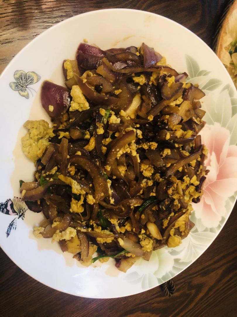 洋葱炒鸡蛋