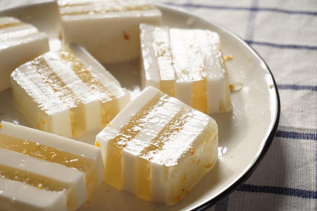 【椰汁桂花糕】