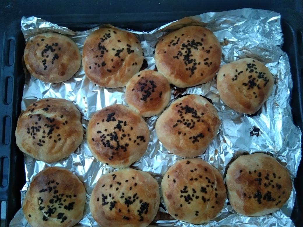 烤箱烤肉烧饼豆沙烧饼