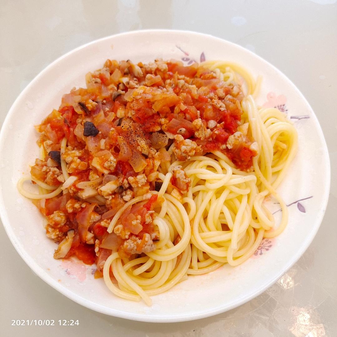番茄肉酱意面