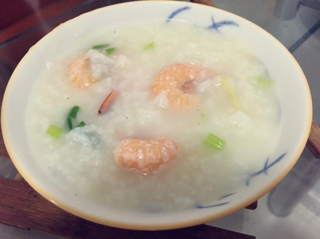 鲜虾砂锅粥