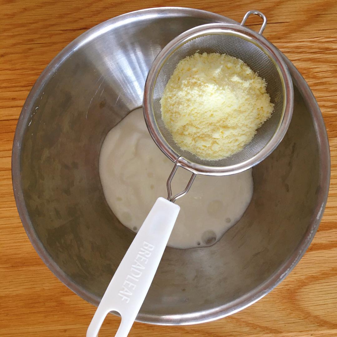 纯奶手撕吐司的做法 步骤1