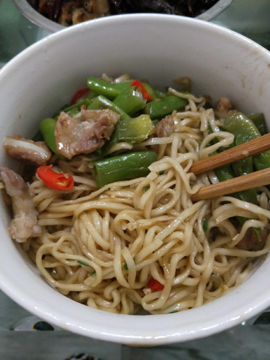 豆角焖个面
