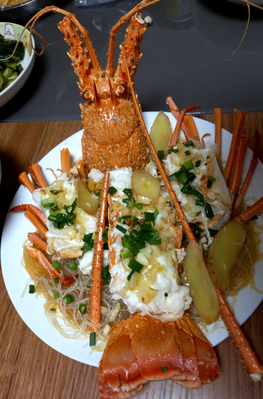 蒜蓉蒸波士顿龙虾