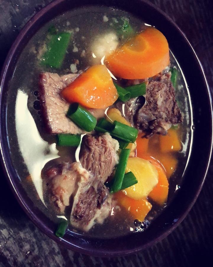 排骨玉米胡萝卜汤