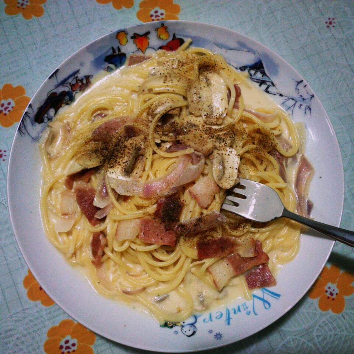 超简单的奶汁培根意面Carbonara