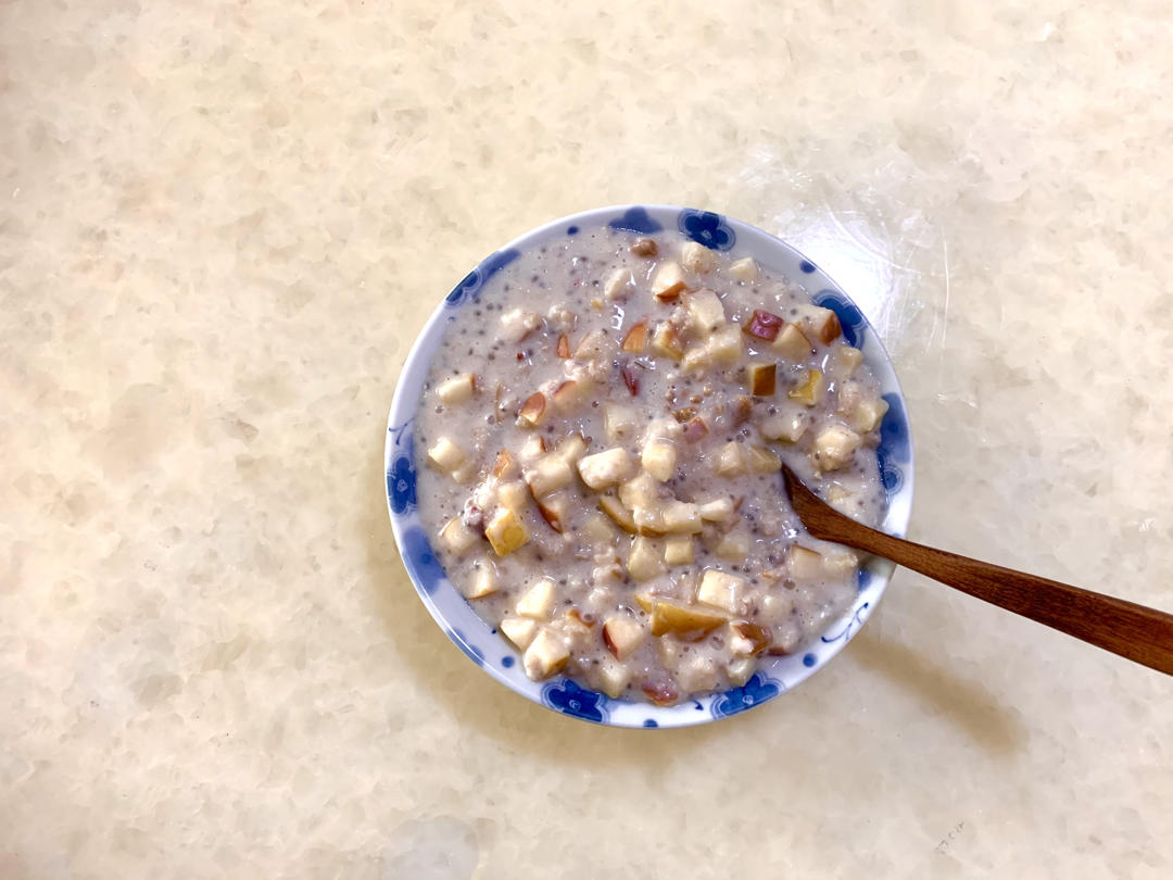 牛奶燕麦粥