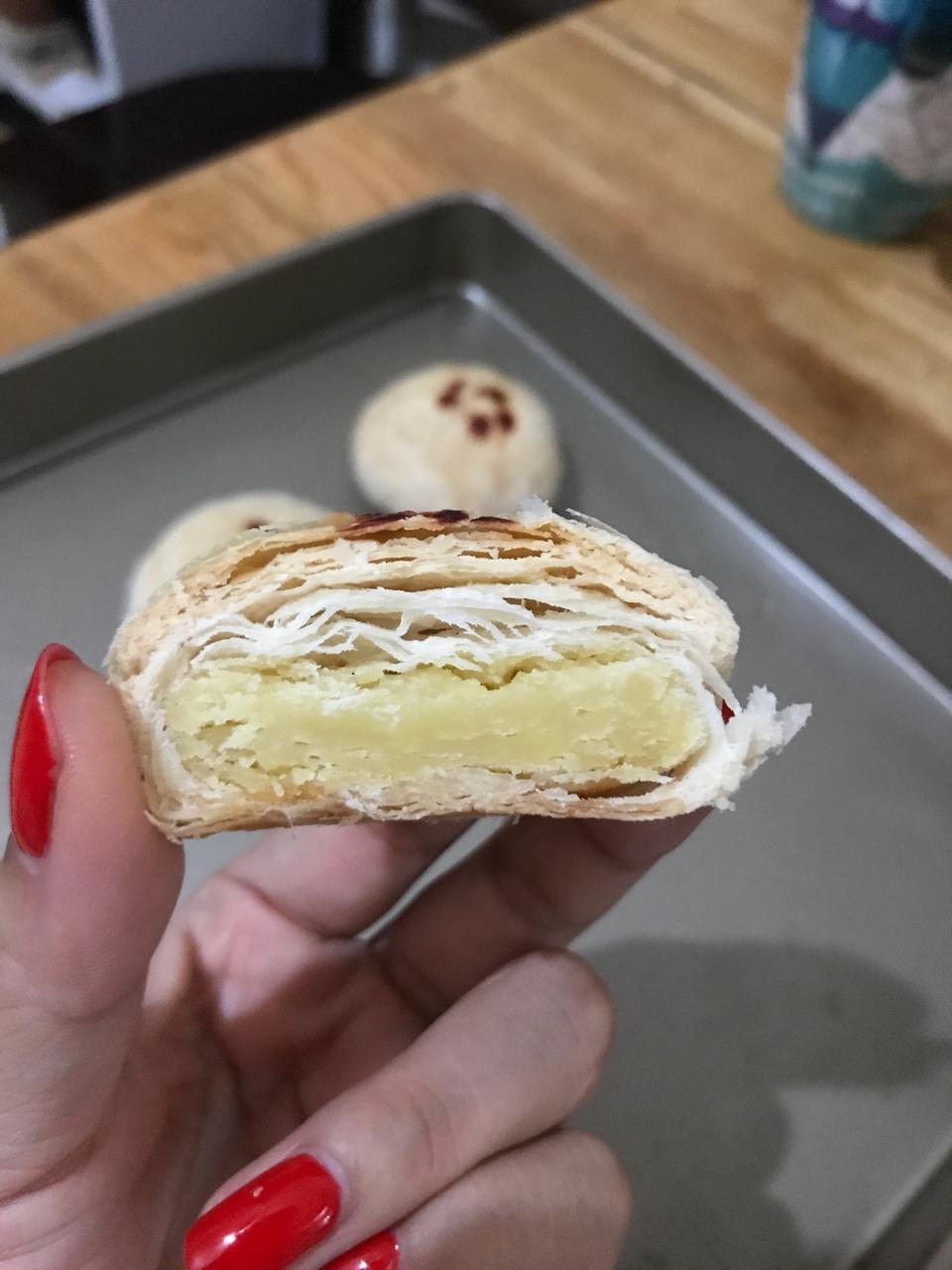 酥皮绿豆饼   酥得掉渣渣