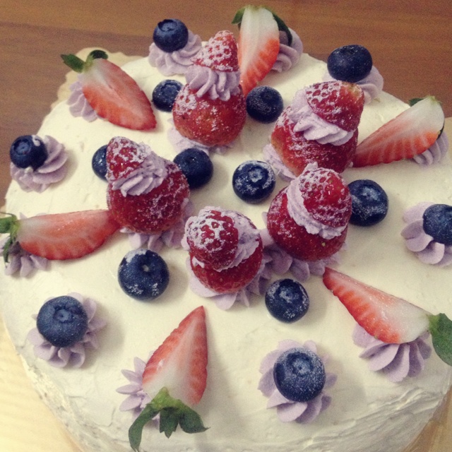 水果奶油生日蛋糕