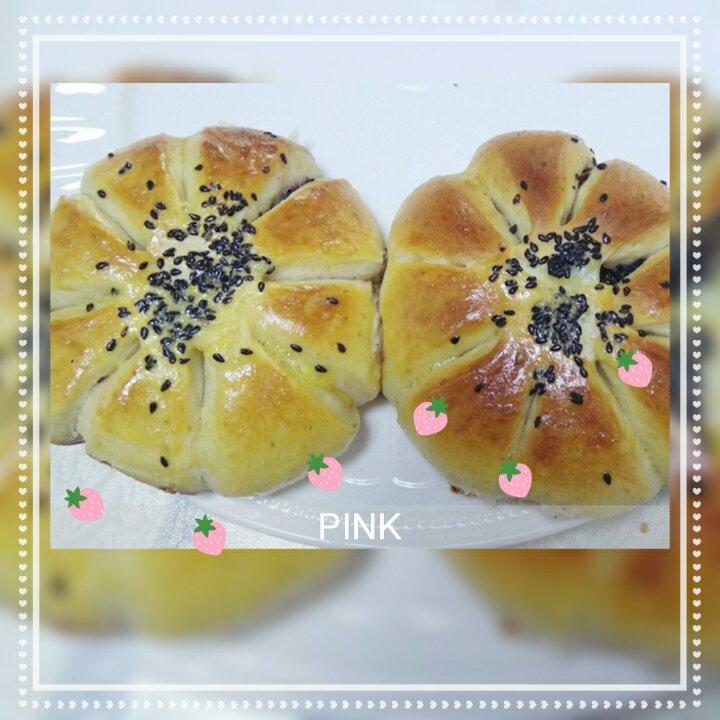 花朵豆沙面包