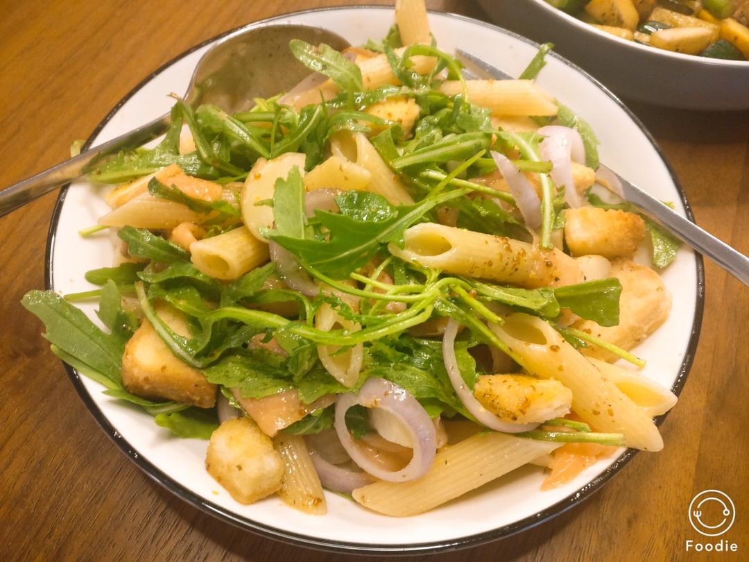 烟熏三文鱼土豆通心粉沙拉【食材包操作说明】