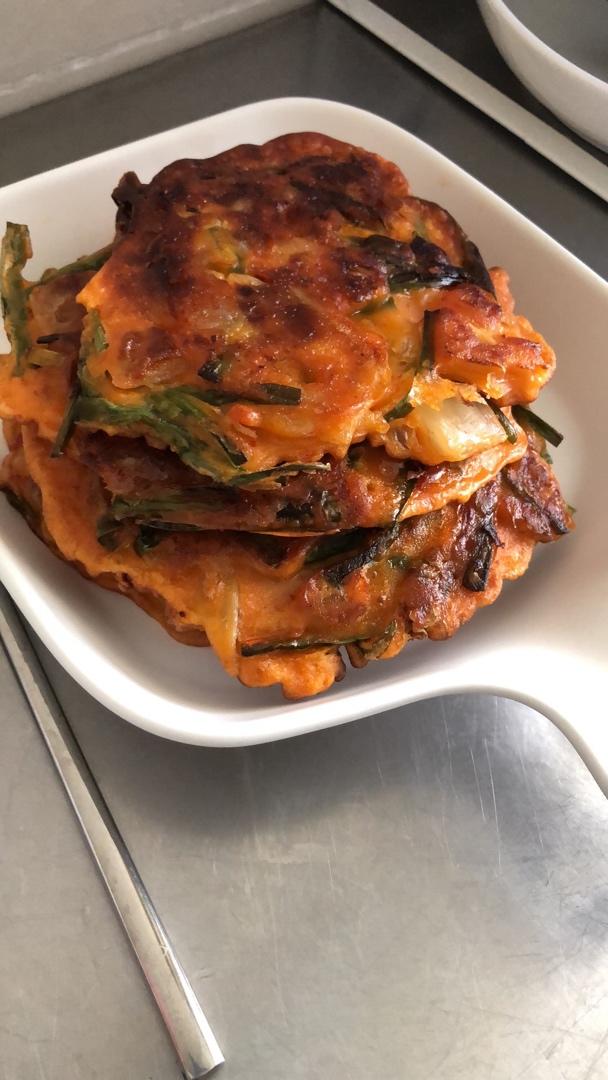 堂妈教你做泡菜饼