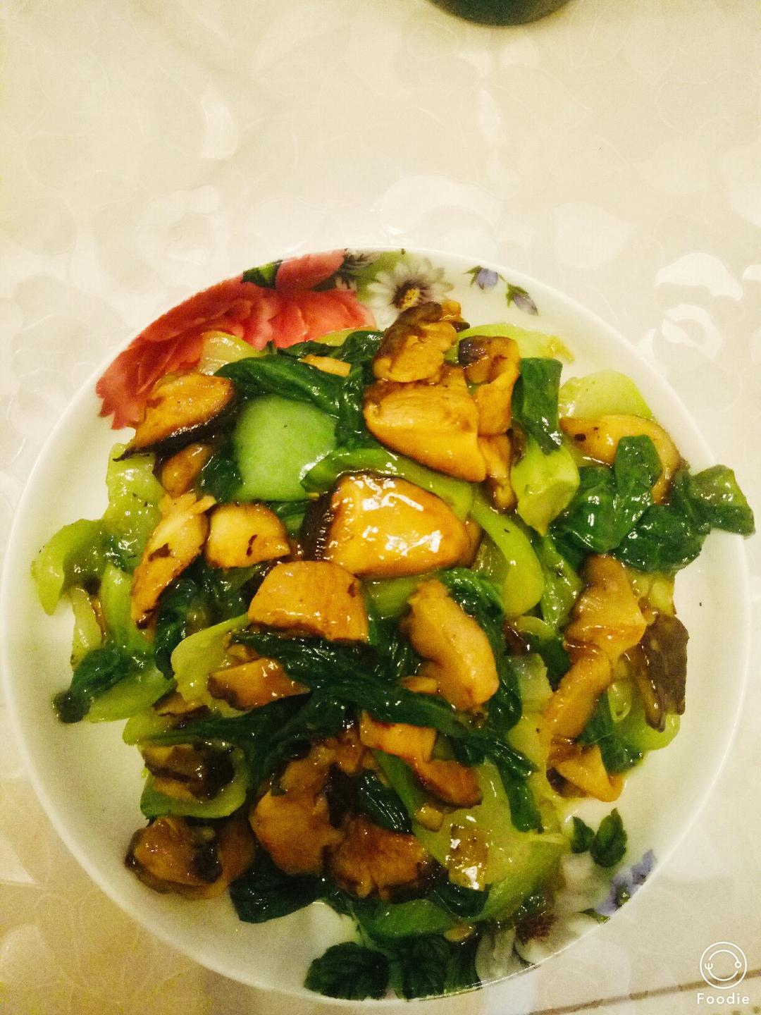 老丁的私房菜-香菇炒油菜