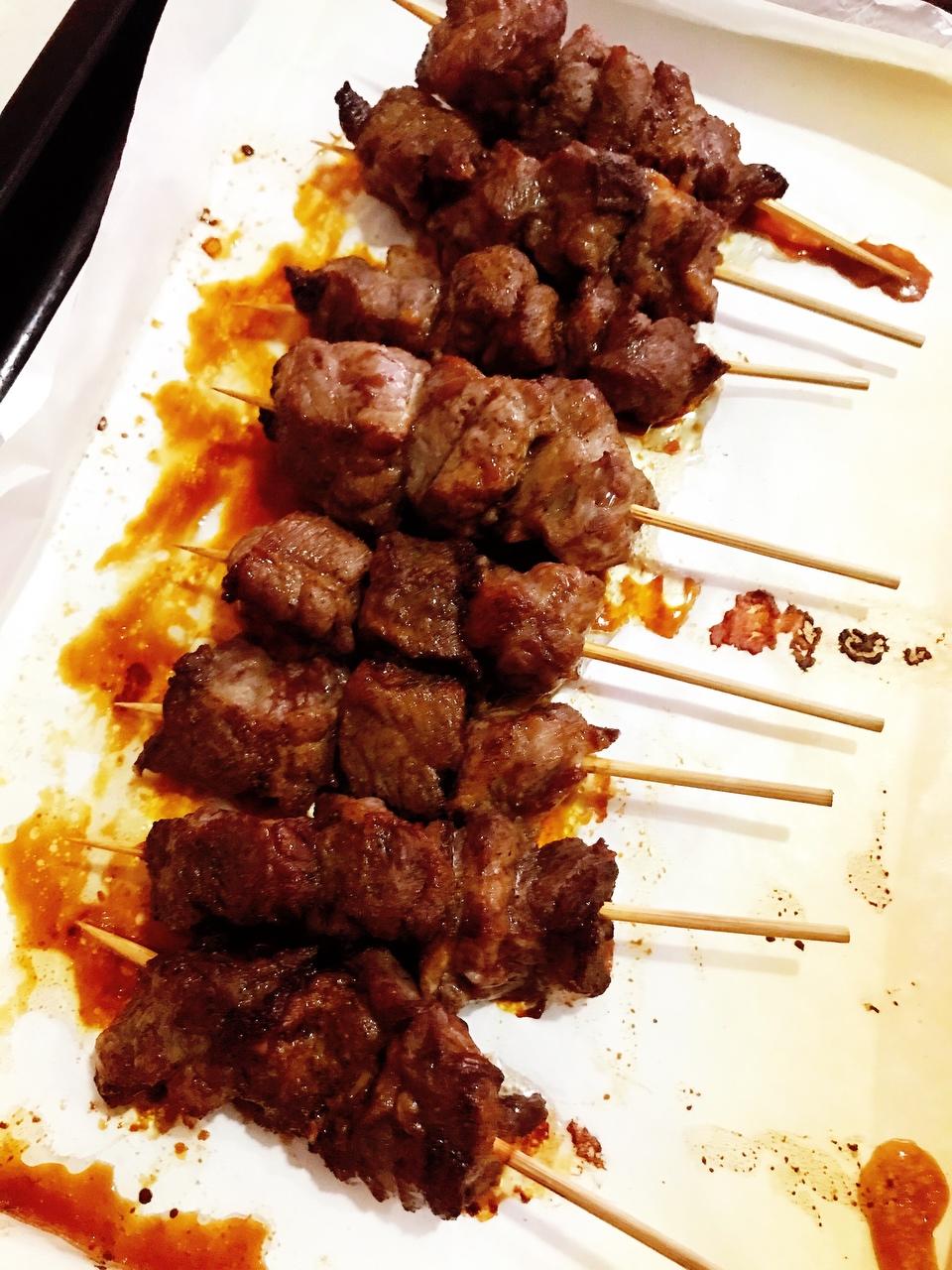 烤牛肋条串的做法