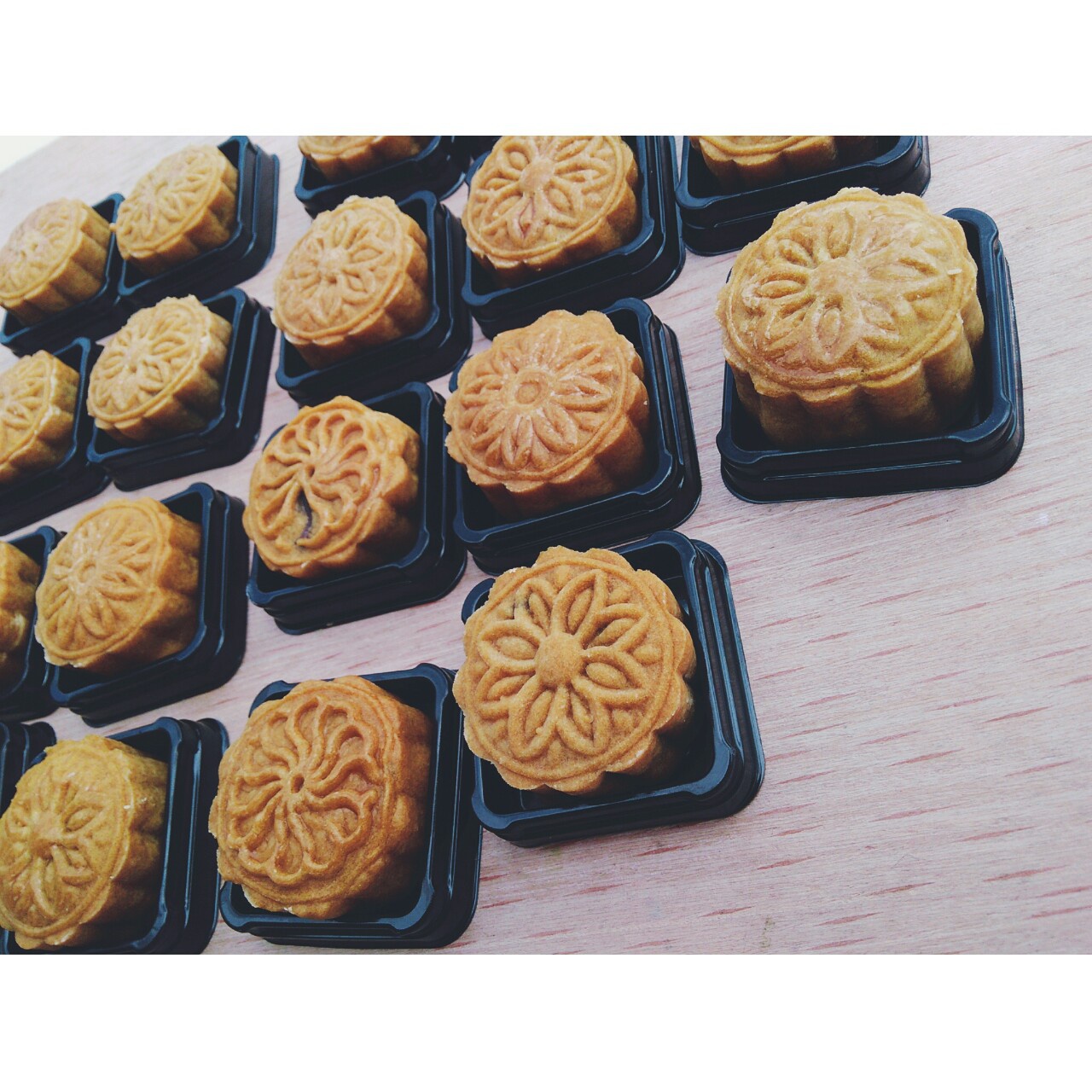 广式月饼——蛋黄莲蓉月饼