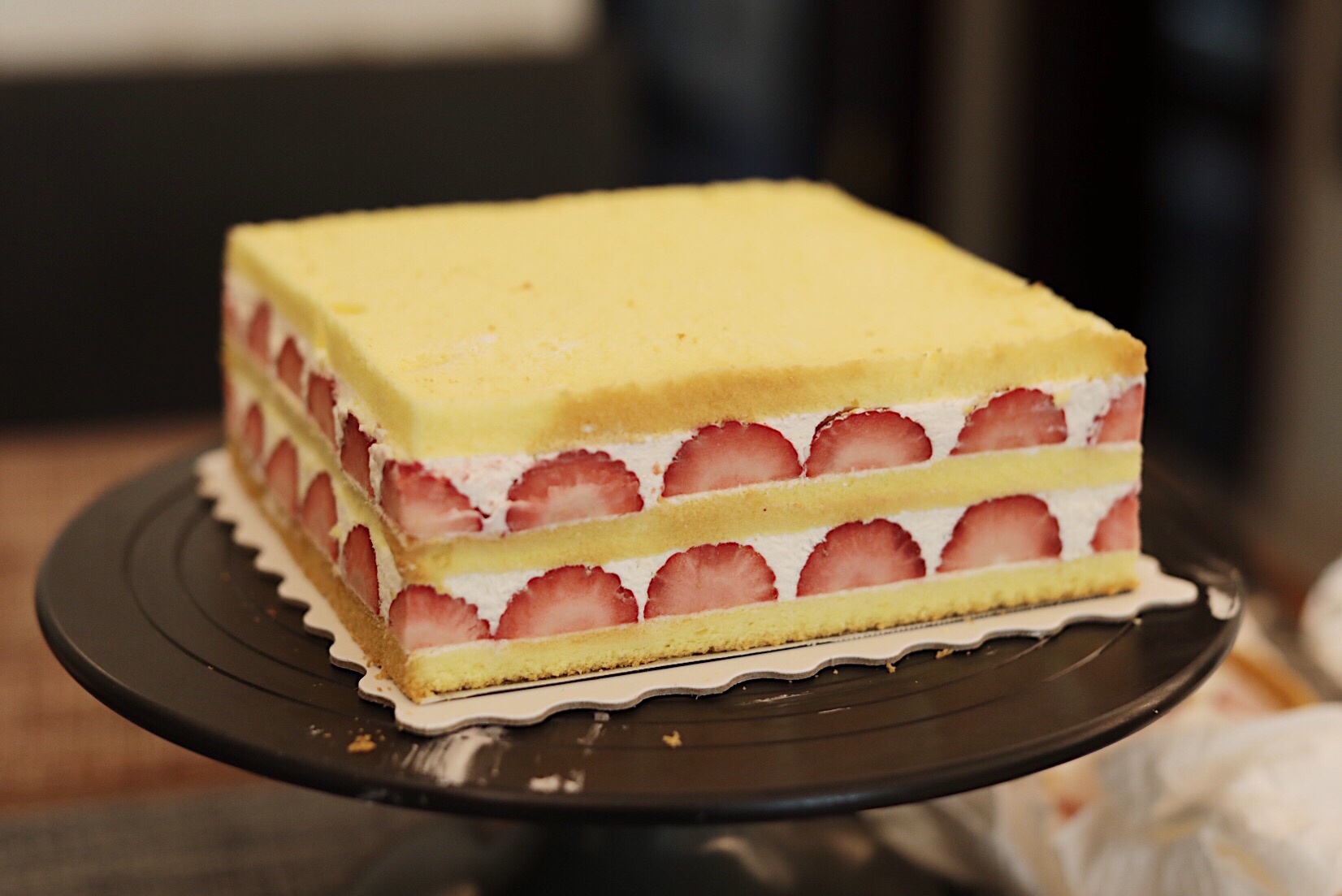 不会抹奶油也可以做的草莓方蛋糕！的做法 步骤28