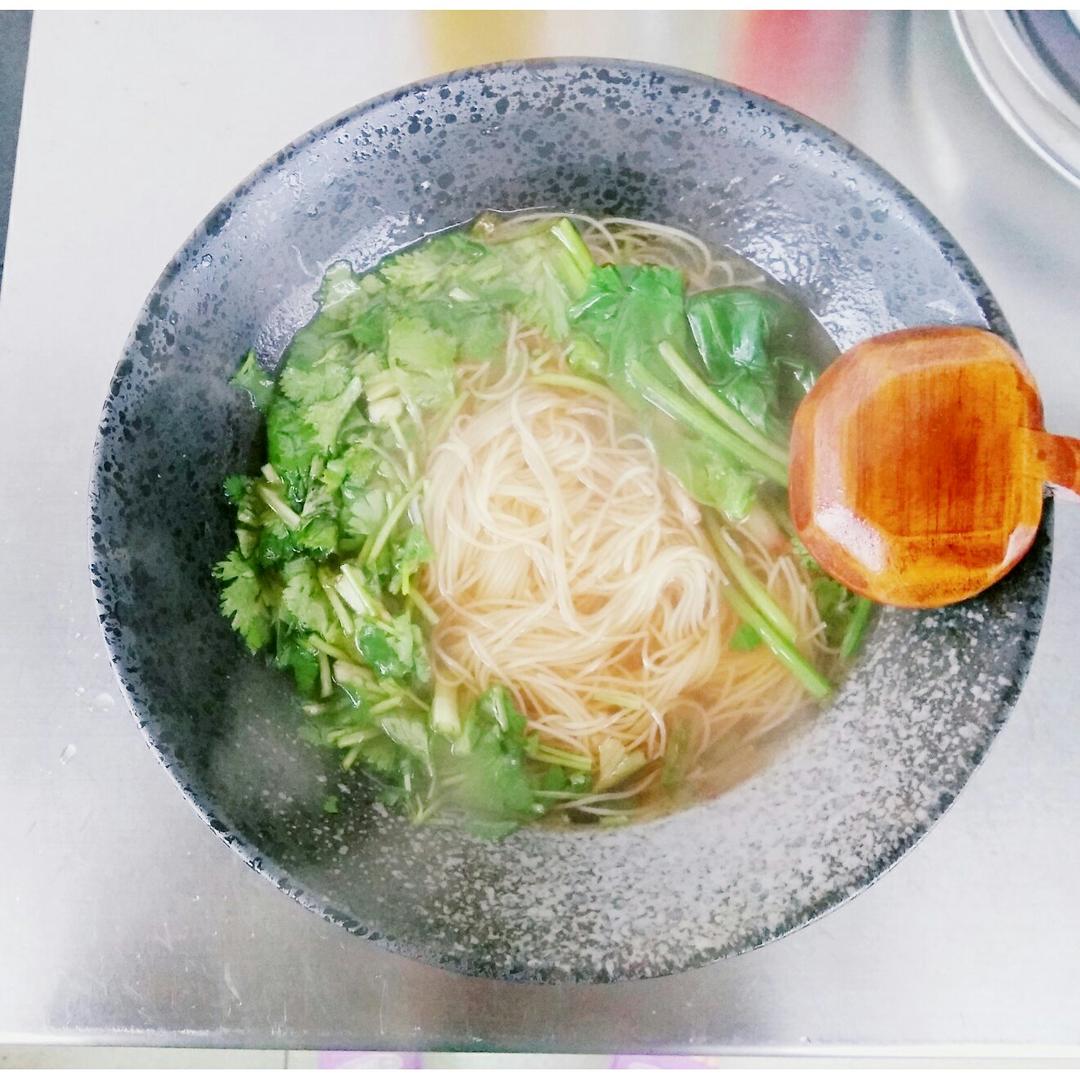 一碗酸汤面