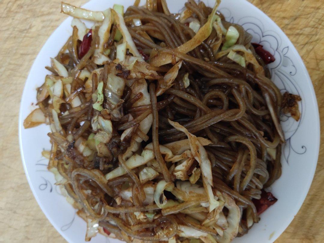 圆白菜炒粉条