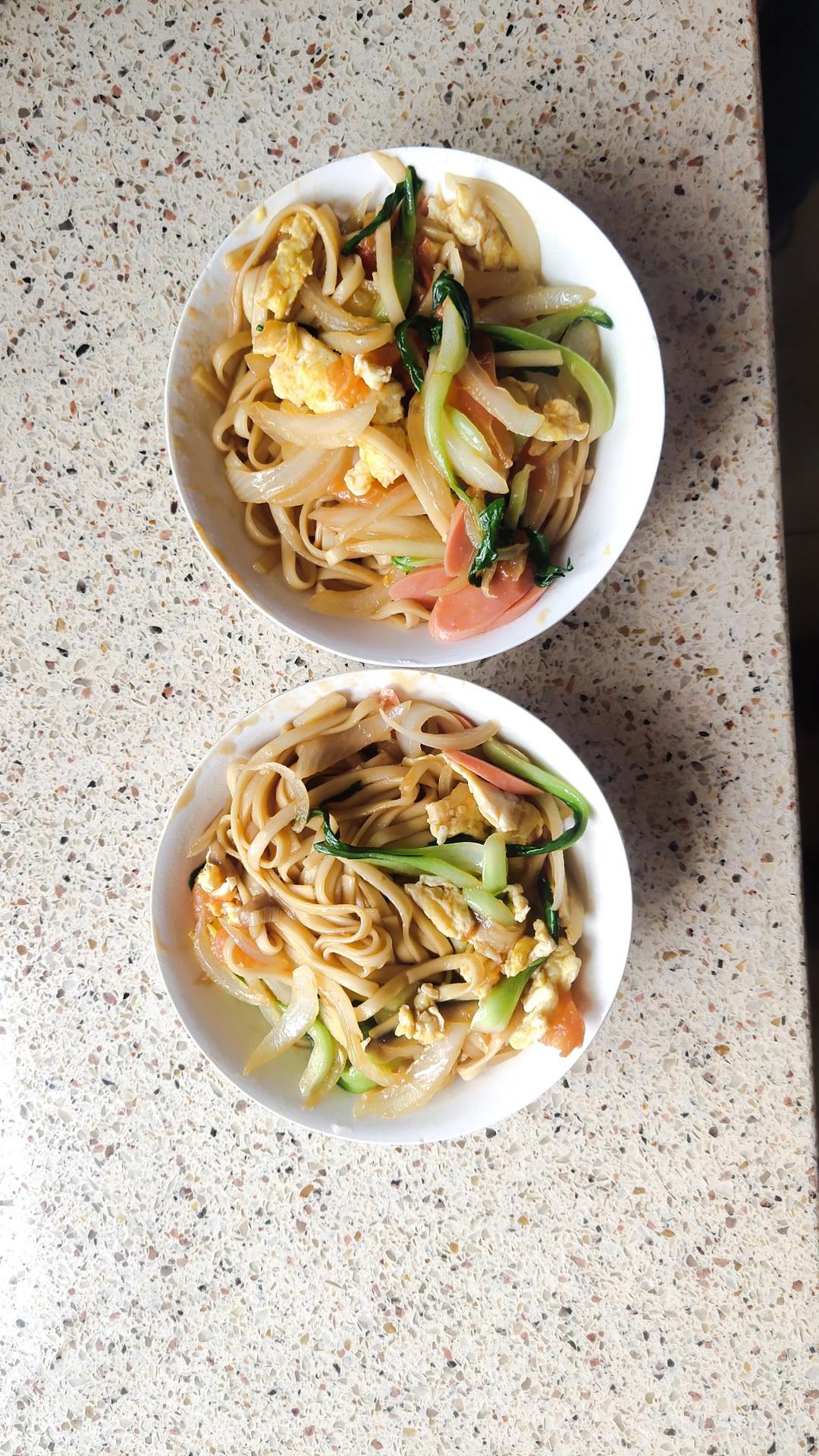 独家蔬菜炒面