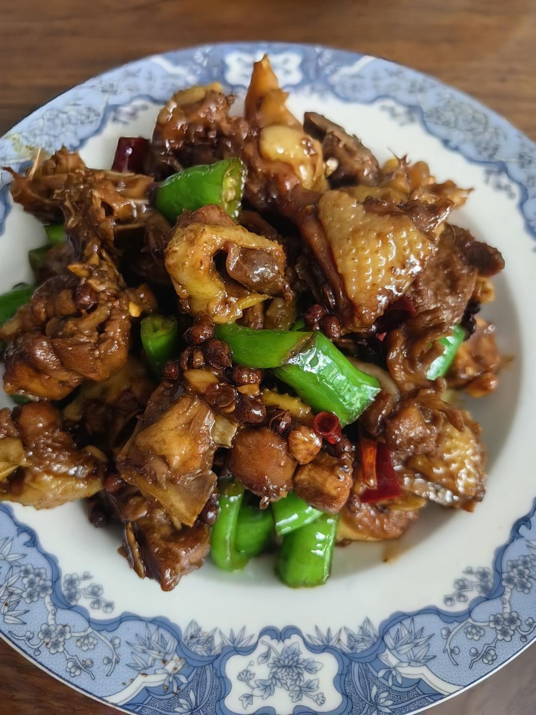 辣椒炒鸡（临沂家常）