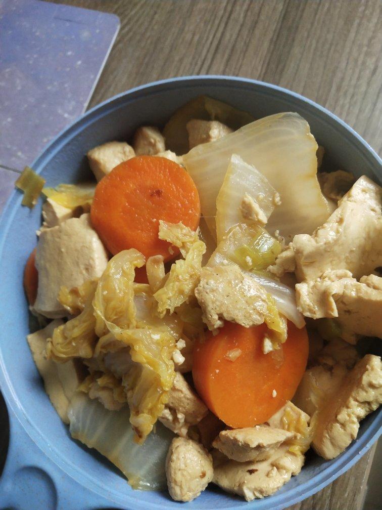 素烩菜（土豆白菜豆腐粉条）