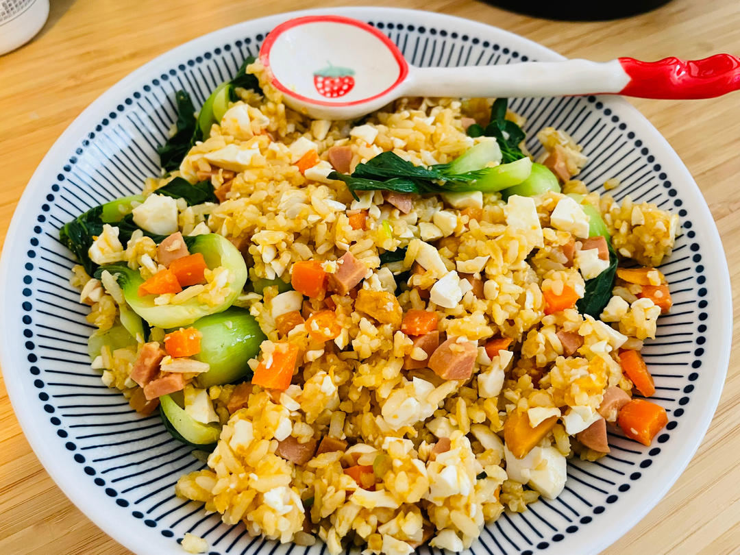 口感超好的咸鸭蛋炒饭