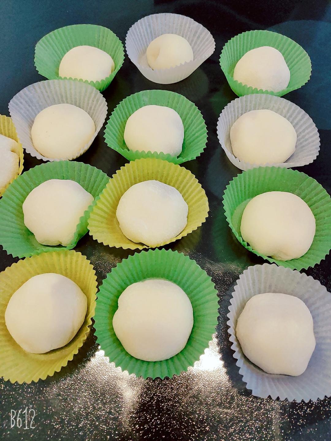 腹黑白胖子——奥利奥雪媚娘