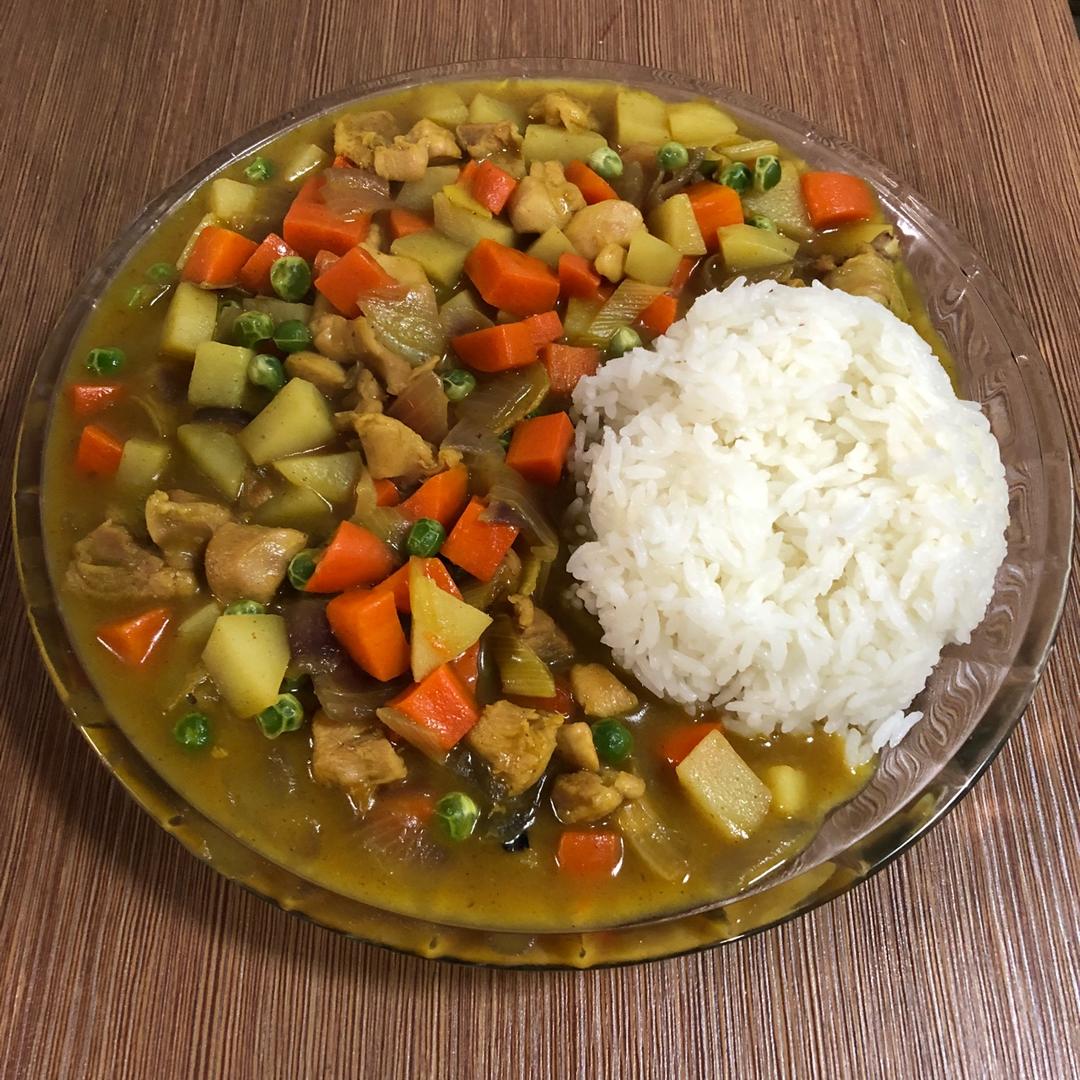 咖喱鸡肉饭