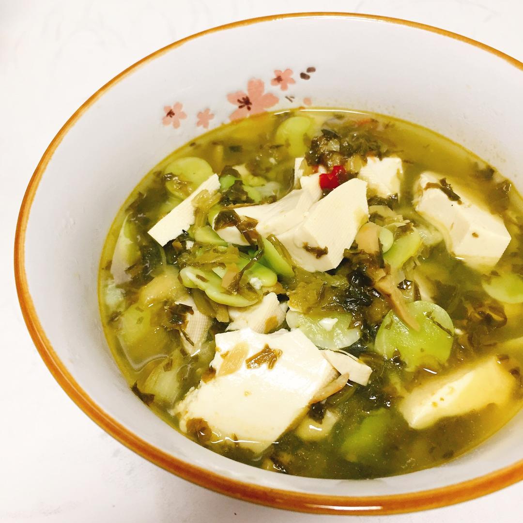 岚默轩晴做的雪菜豆瓣老豆腐汤
