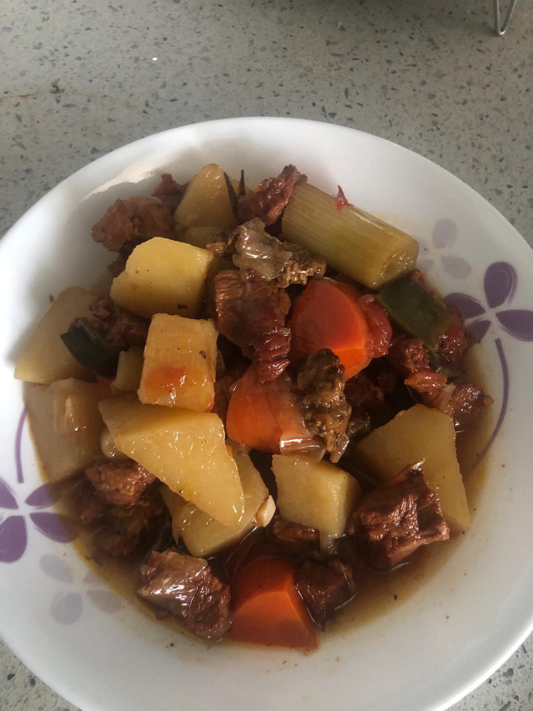 【北鼎珐琅锅食谱】番茄土豆炖牛腩