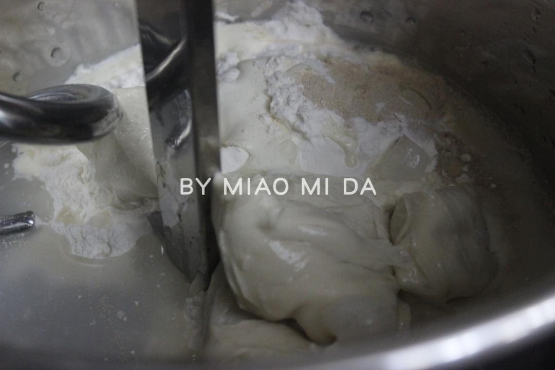 纯奶手撕吐司的做法 步骤1