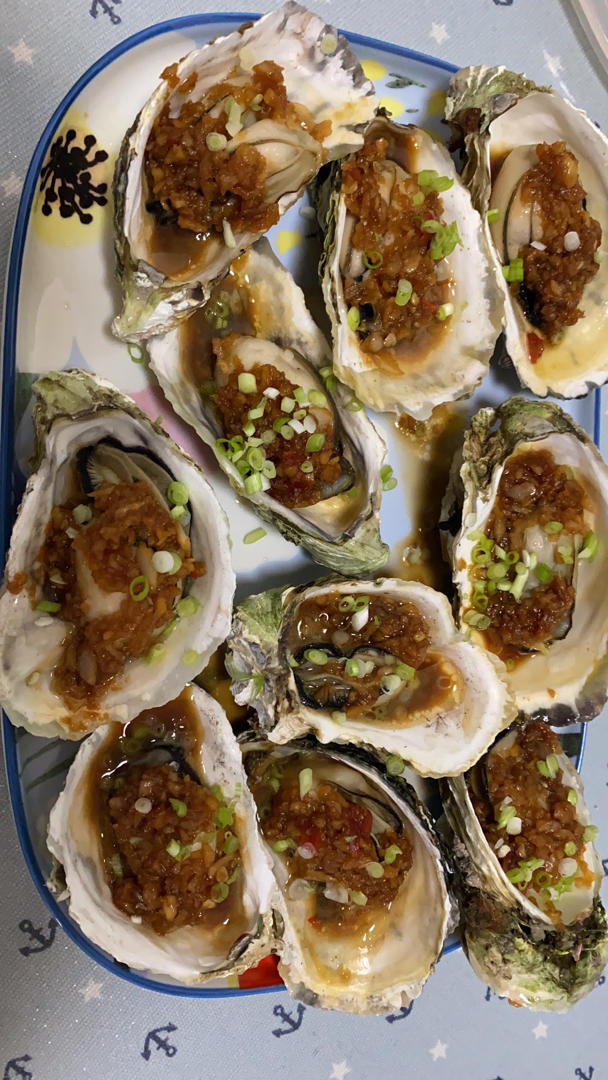 有个锅就能在家做的蒜蓉生蚝做法