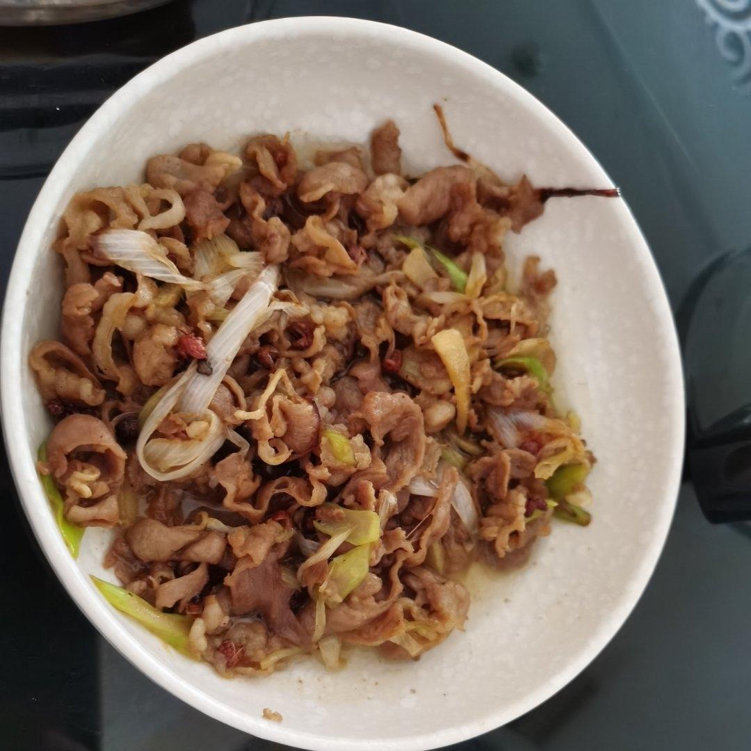 炒了20多年的葱爆羊肉