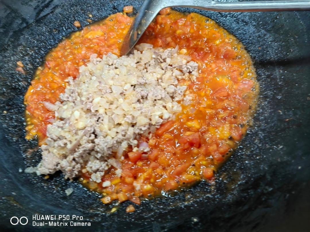 番茄肉酱意面