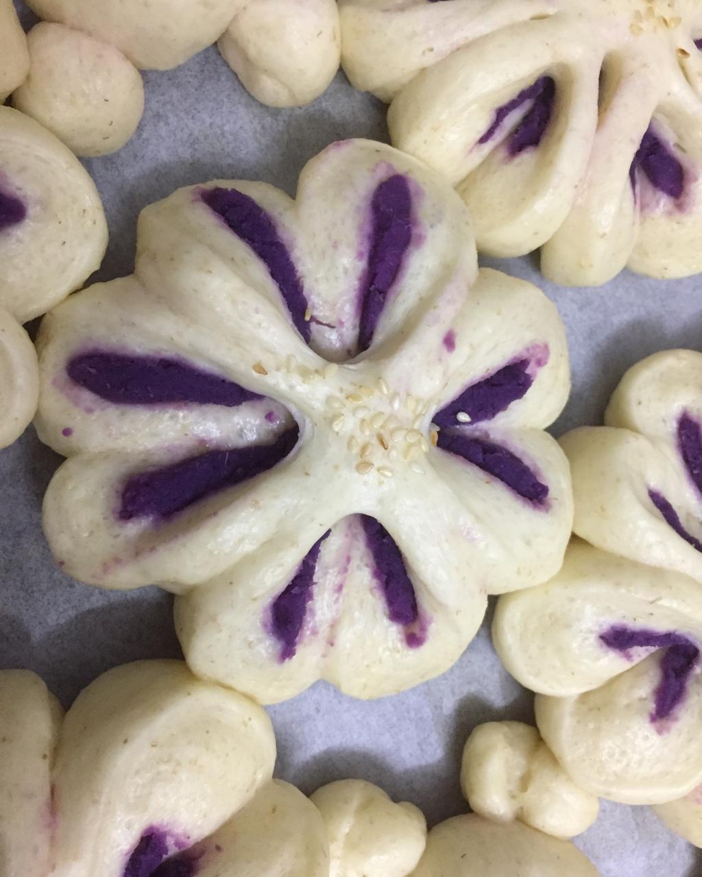 花形紫薯面包