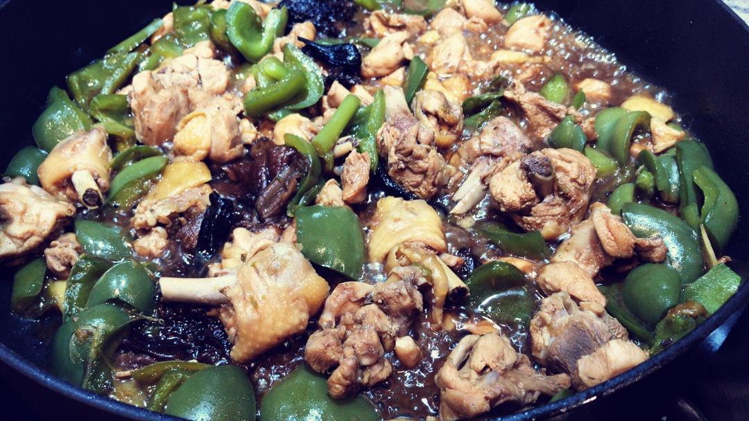 黄焖鸡米饭
