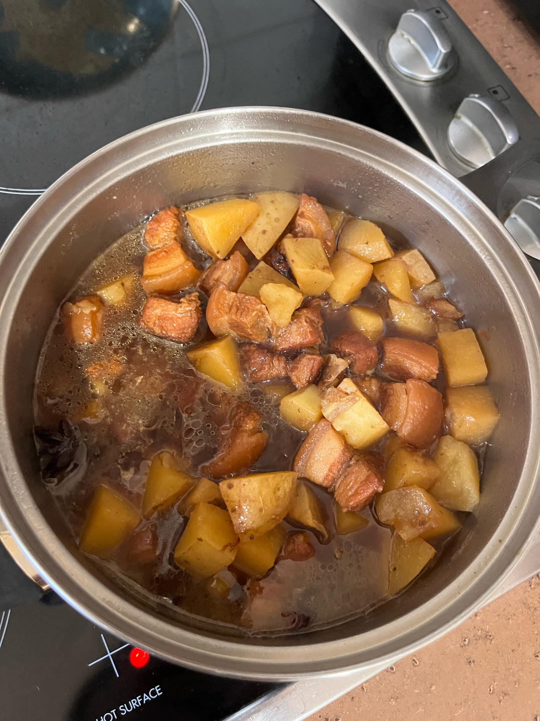 不焯水不放油的家常红烧肉