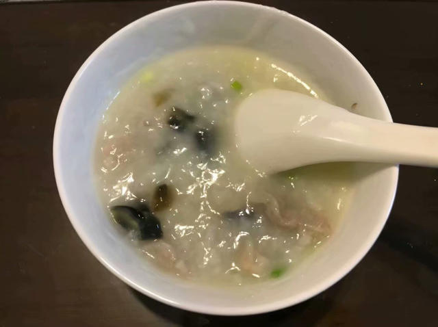 皮蛋瘦肉粥