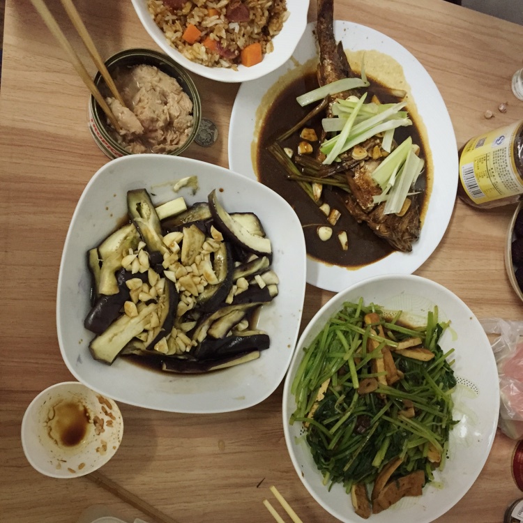 自由而转瞬的时光晚餐